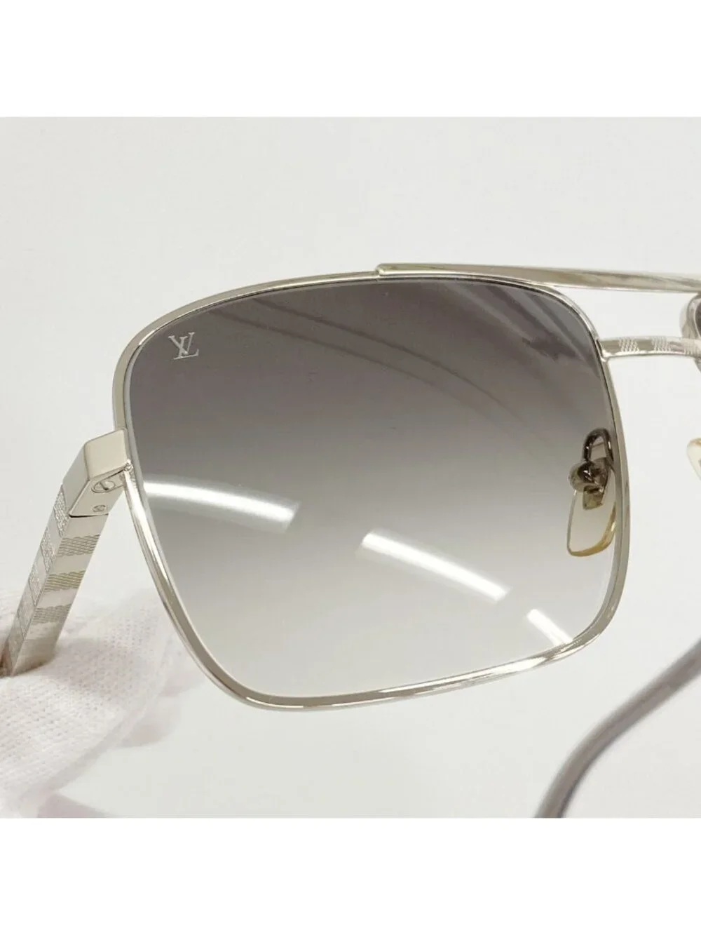 Louis Vuitton Sunglasses Attitude Argent Eyewear
